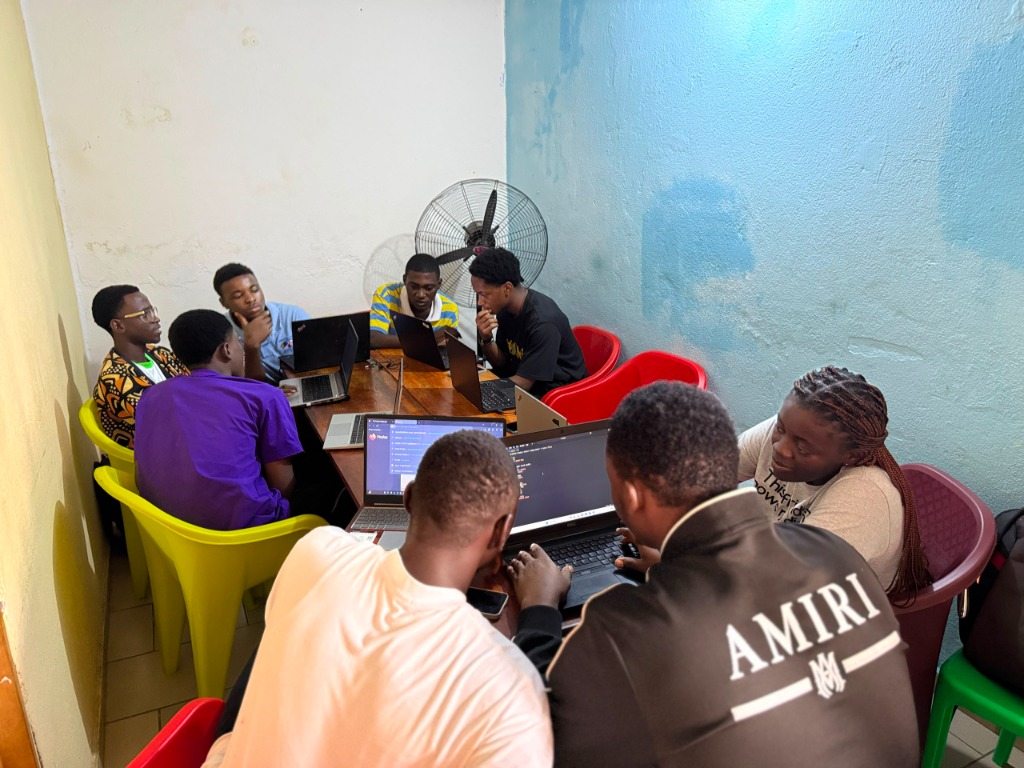 Mascode Developers Collaborating on AI & SaaS Platforms
