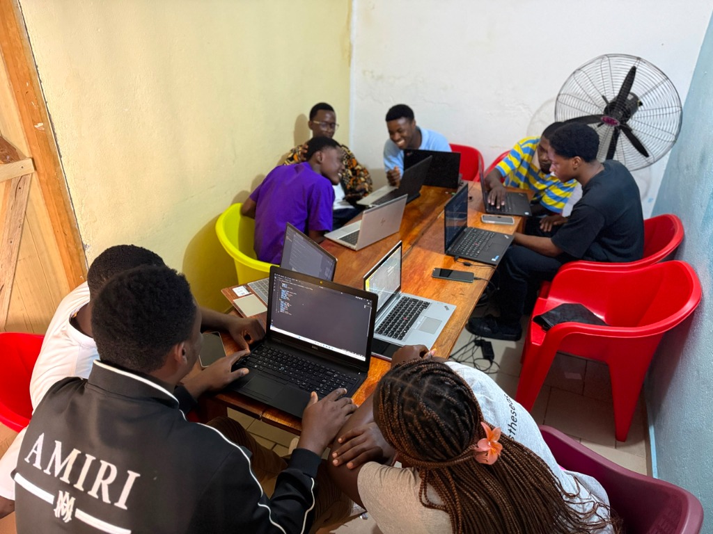 Mascode Academy Mentors & Students